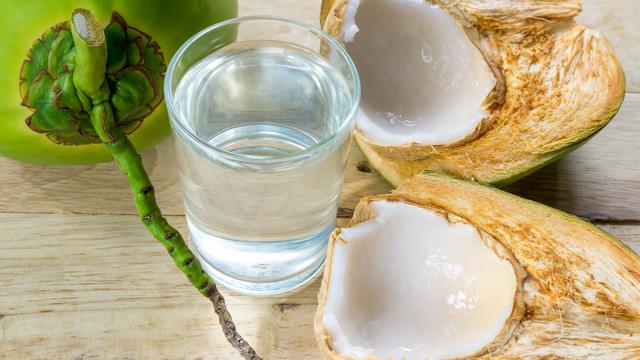 khasiat air kelapa hijau